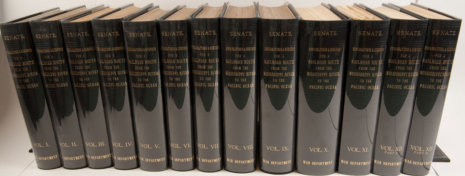 Reports Of Explorations And Surveys, To Ascertain The Most Practicable And Economical Route For A Railroad From The Mississippi River To The Pacific Ocean. Made Under The Direction Of The Secretary Of War, In 1853-4, According To Acts Of Congress Of March 3, 1853, May 31, 1854, And August 5, 1854. DAVIS, JEFFERSON [SECRETARY OF WAR].